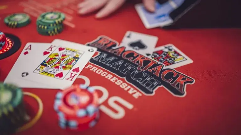 Spinz blackjack game